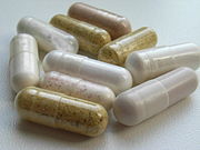 https://upload.wikimedia.org/wikipedia/commons/thumb/8/8c/Capsules1.JPG/180px-Capsules1.JPG