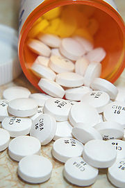 https://upload.wikimedia.org/wikipedia/commons/thumb/7/7a/Ritalin-SR-20mg-full.jpg/180px-Ritalin-SR-20mg-full.jpg