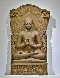 https://upload.wikimedia.org/wikipedia/commons/thumb/f/ff/Buddha_in_Sarnath_Museum_%28Dhammajak_Mutra%29.jpg/250px-Buddha_in_Sarnath_Museum_%28Dhammajak_Mutra%29.jpg