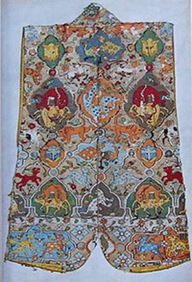 https://upload.wikimedia.org/wikipedia/commons/thumb/2/2e/Hideyoshi_battlefield_vest.jpg/200px-Hideyoshi_battlefield_vest.jpg