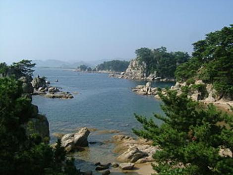 https://upload.wikimedia.org/wikipedia/ja/thumb/5/58/Seakumgang.JPG/320px-Seakumgang.JPG