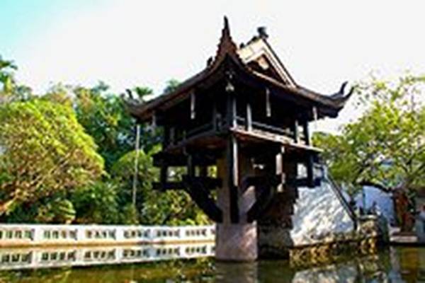 https://upload.wikimedia.org/wikipedia/commons/thumb/f/f4/Chua_Mot_Cot.jpg/220px-Chua_Mot_Cot.jpg