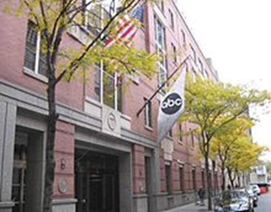 https://upload.wikimedia.org/wikipedia/commons/thumb/5/54/ABC_77_W66_jeh.JPG/220px-ABC_77_W66_jeh.JPG