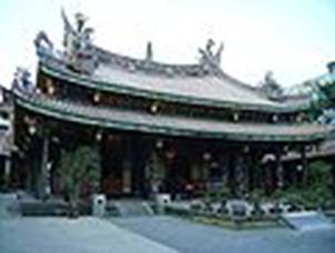 https://upload.wikimedia.org/wikipedia/commons/thumb/5/53/Dalongtontemple1.JPG/120px-Dalongtontemple1.JPG