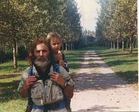 https://upload.wikimedia.org/wikipedia/commons/thumb/3/30/Pyrenee%C3%ABn1988.jpg/200px-Pyrenee%C3%ABn1988.jpg